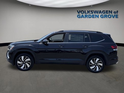 New 2025 Volkswagen Atlas SE image 6