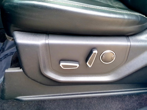 Used 2016 Ford F150 Lariat image 12