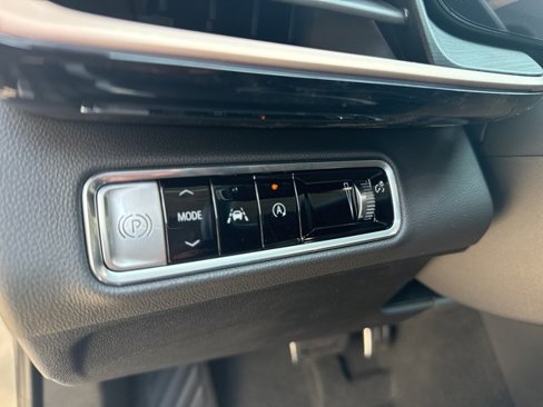 New 2025 Buick Envision Sport Touring image 14