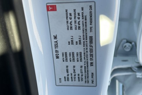 Used 2018 Tesla Model 3 Performance image 28