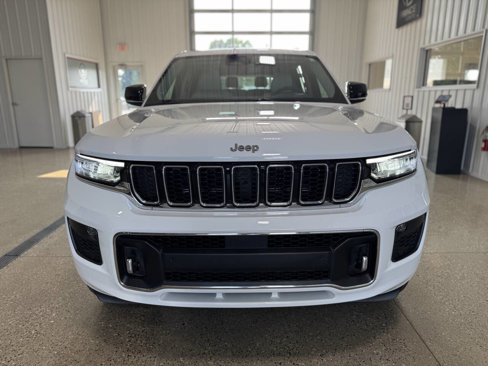 Used 2023 Jeep Grand Cherokee L Overland image 4