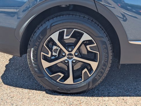 Certified 2023 Kia Sportage EX w/ EX Premium Package image 7