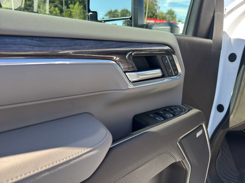 New 2026 Chevrolet Silverado 2500 LTZ w/ LTZ Convenience Package image 15