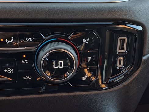 New 2026 Chevrolet Silverado 1500 High Country w/ High Country Premium Package image 5