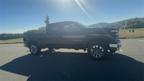 New 2026 Chevrolet Silverado 2500 LT w/ All Star Edition image 4