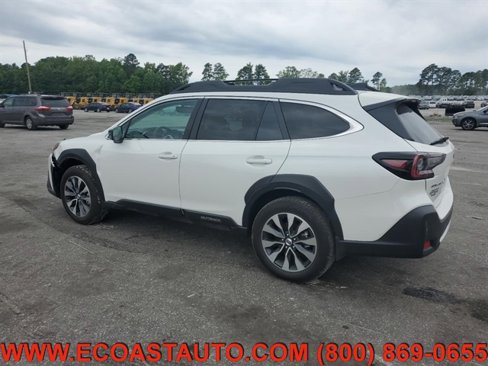 Used 2025 Subaru Outback Limited image 4