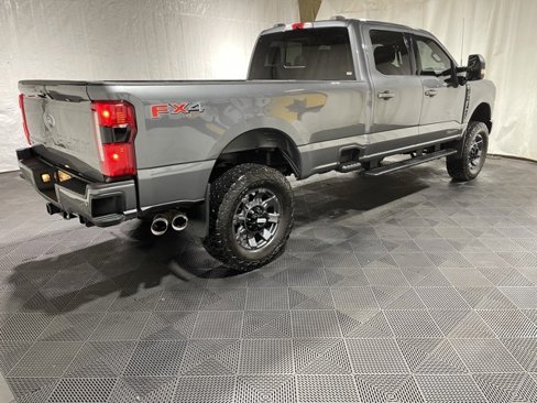 Used 2023 Ford F250 Lariat w/ Sport Appearance Package image 5