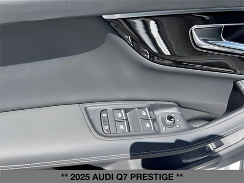 New 2025 Audi Q7 3.0T Prestige image 13