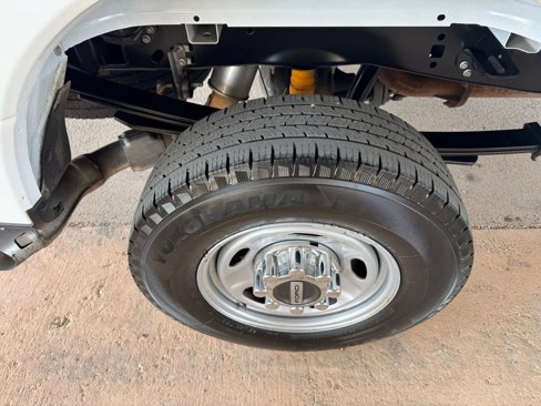Used 2022 Ford F250 XL w/ Power Equipment Group image 29