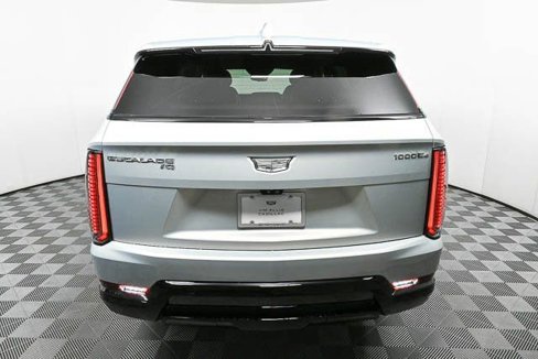 New 2025 Cadillac Escalade IQ Sport 2 image 25