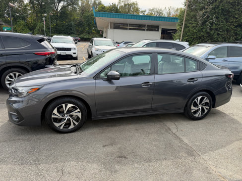 Used 2025 Subaru Legacy Premium image 2