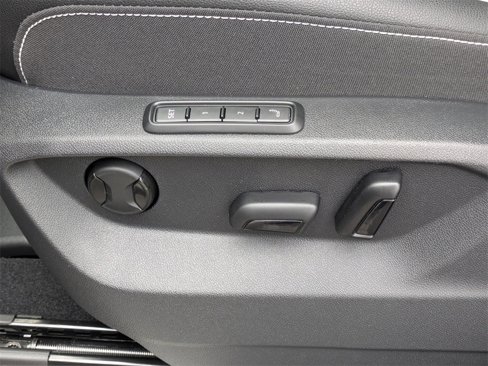 New 2025 Volkswagen Atlas SEL Premium R-Line image 28
