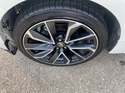 Used 2019 Toyota Corolla XSE image 31