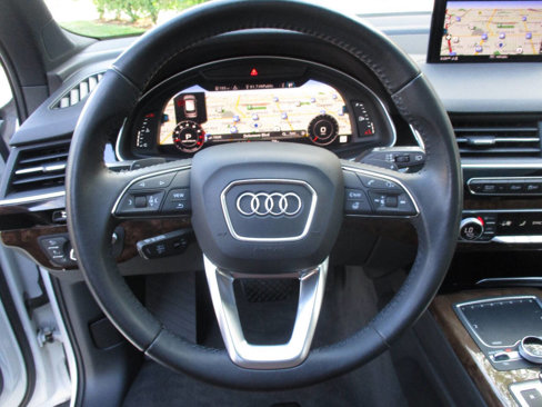 Used 2017 Audi Q7 3.0T Prestige w/ Prestige Package image 30