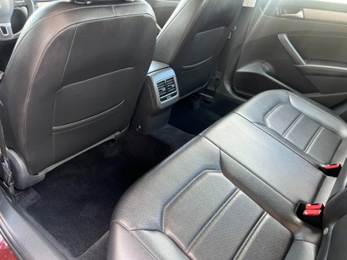 Used 2014 Volkswagen Passat 1.8T SE image 30