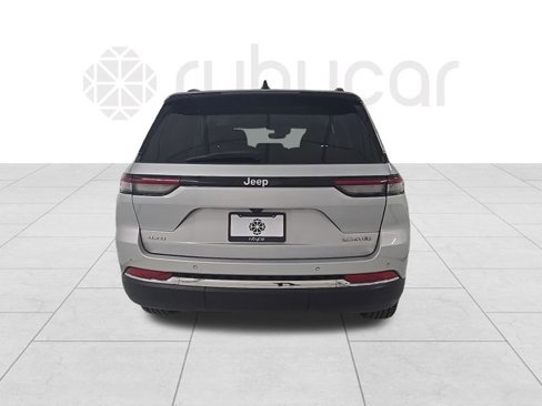 Used 2023 Jeep Grand Cherokee Limited image 3