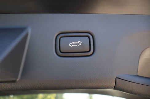 New 2025 Hyundai Tucson Limited image 18
