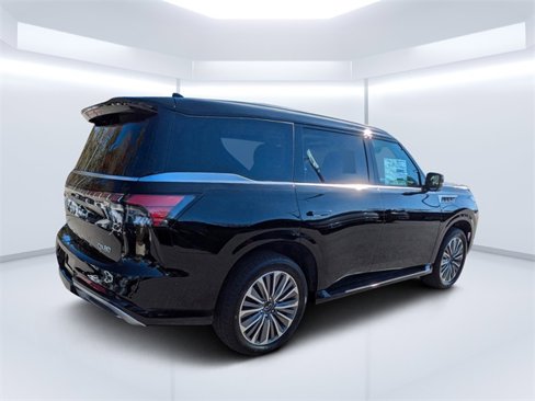 New 2025 INFINITI QX80 Luxe image 3