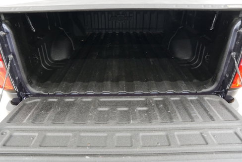 Used 2018 Chevrolet Colorado Z71 w/ Centennial Edition image 15