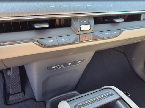 New 2026 Kia EV9 Land image 22