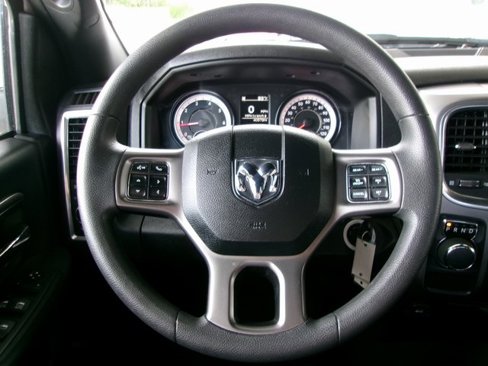 Used 2024 RAM 1500 Classic Warlock image 9
