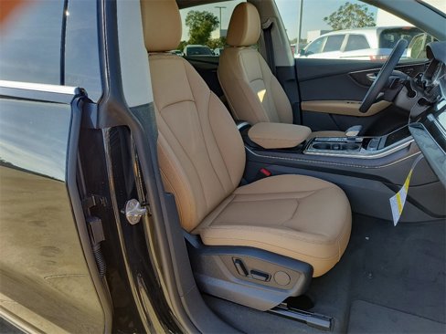 New 2025 Audi Q8 Premium image 12