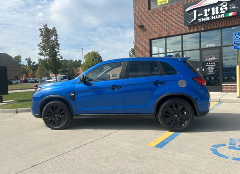 Used 2020 Mitsubishi Outlander Sport Black Edition image 10