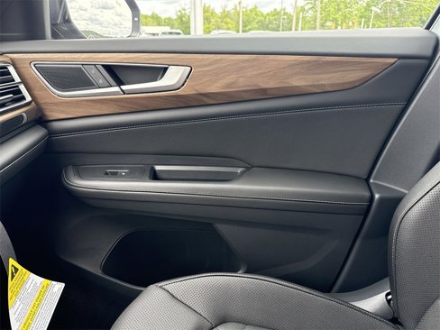 New 2025 Volkswagen Atlas SE image 25