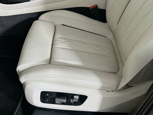 New 2026 BMW X7 xDrive40i w/ Executive Package image 21