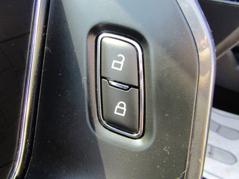 Used 2023 Ford F150 XLT w/ Equipment Group 302A High image 18