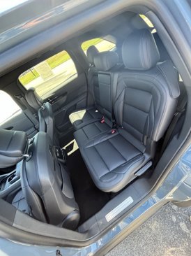 New 2025 Lincoln Nautilus Premier w/ Equipment Group 102A image 11