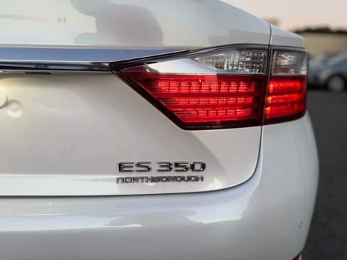 Used 2015 Lexus ES 350 image 44