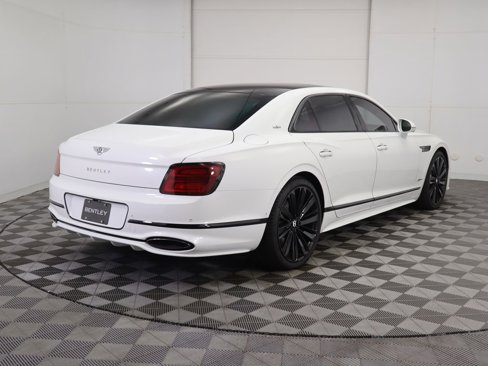New 2025 Bentley Flying Spur Plug-In Hybrid image 5