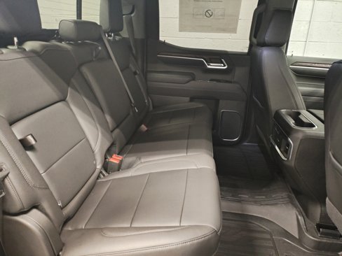 New 2026 GMC Sierra 1500 SLT w/ SLT Premium Plus Package image 12