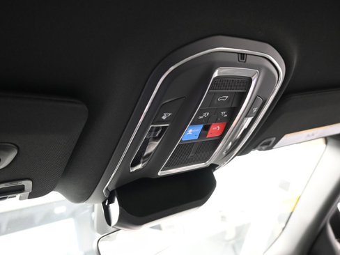 New 2025 Jeep Grand Cherokee L Limited w/ Black Appearance Package image 24