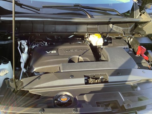 Used 2022 Nissan Pathfinder SV image 19