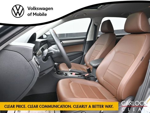 Used 2021 Volkswagen Passat 2.0T SE image 12