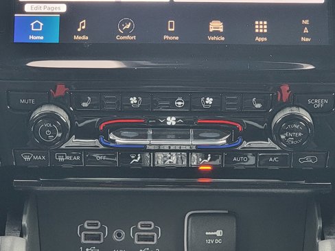 New 2025 Jeep Grand Cherokee Overland w/ Luxury Tech Group IV image 22