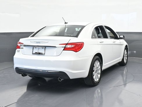 Used 2013 Chrysler 200 Touring image 5