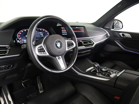 Used 2022 BMW X7 M50i image 34