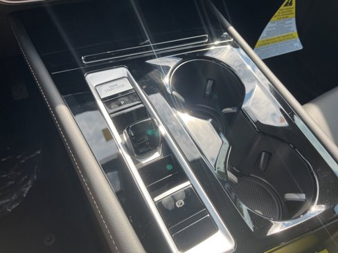 New 2026 Volkswagen Atlas SEL image 19
