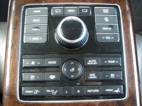 Used 2014 Hyundai Equus Ultimate image 16
