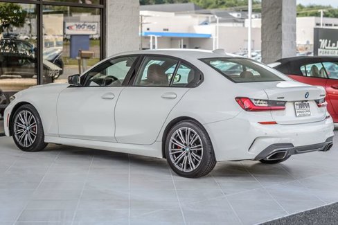 Used 2022 BMW M340i xDrive w/ Driving Assistance Package image 8