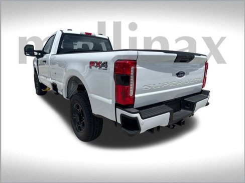 New 2025 Ford F350 4x4 Regular Cab Super Duty image 3