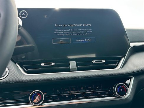 New 2026 Chevrolet Equinox LT w/ Convenience Package II image 22