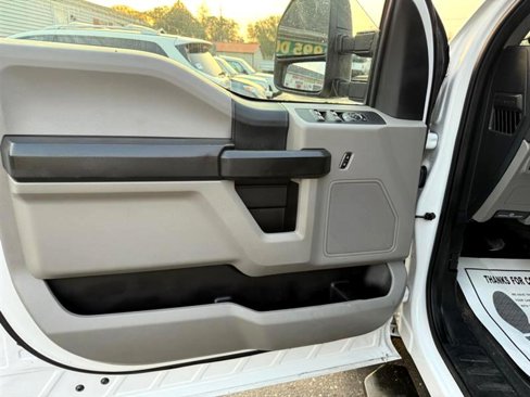 Used 2017 Ford F250 XL w/ Power Equipment Group image 40