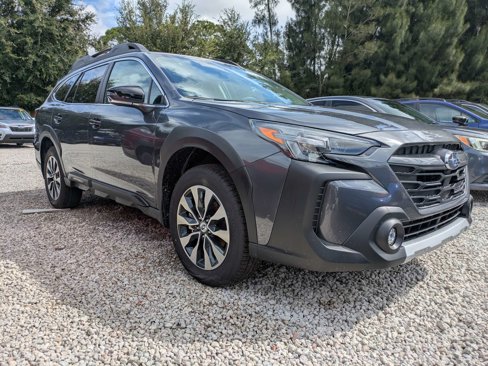Used 2025 Subaru Outback Limited image 1