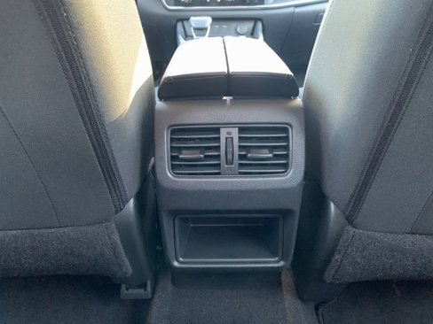 Used 2024 Nissan Rogue S image 17