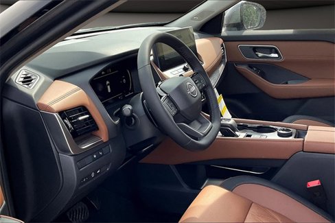 New 2026 Nissan Rogue Platinum w/ Platinum Premium Package image 7