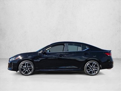 Used 2025 Nissan Sentra SR image 8